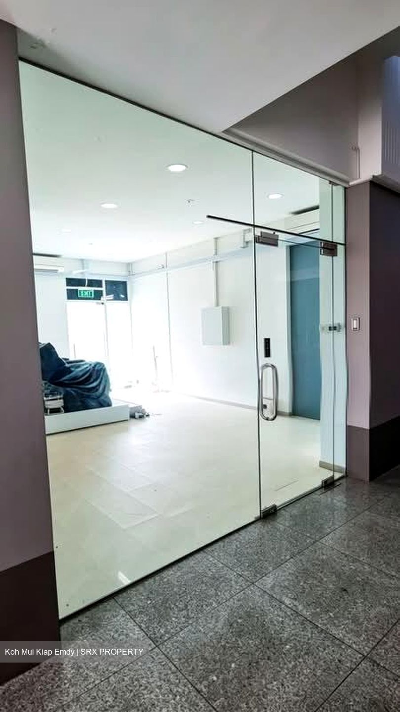 Rocca Balestier (D12), Office #553545361